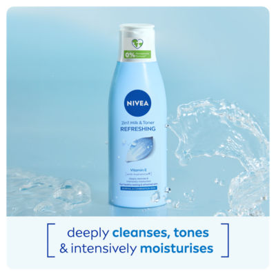 Refreshing 2-in-1 Milk & Face Toner 200ml thumbnail 3