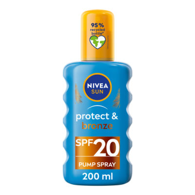 Sun Protect & Bronze Pump Spray SPF20 200ml thumbnail 2