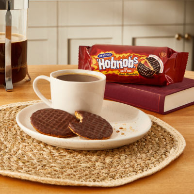 Dark Chocolate Hobnobs Biscuits - The Oaty One 262g thumbnail 3