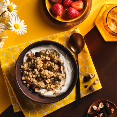 Crunchy Nut Hazelnut & Chocolate Breakfast Granola 600g thumbnail 4