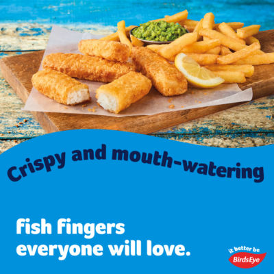 26 Crispy Battered Fish Fingers 728g thumbnail 3