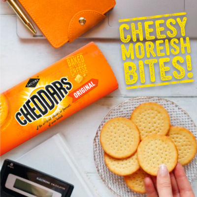 Baked Cheddars Cheese Crackers 150g thumbnail 3