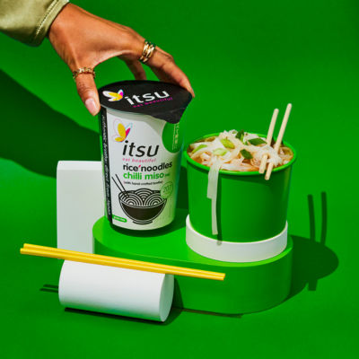 chilli miso instant noodles & broth pot 63g thumbnail 4