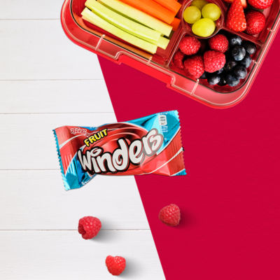 Fruit Winders Strawberry Snack Rolls 5x17g thumbnail 4