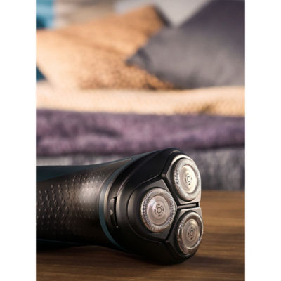 Series 1000 Dry Electric Shaver with PowerCut Blades thumbnail 6