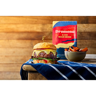Sliced Medium Cheddar 160g thumbnail 3