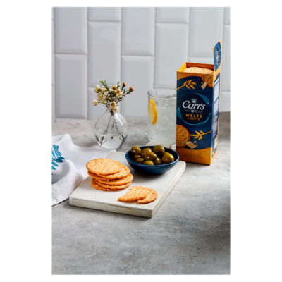 Melts Cheese Crackers 150g thumbnail 3