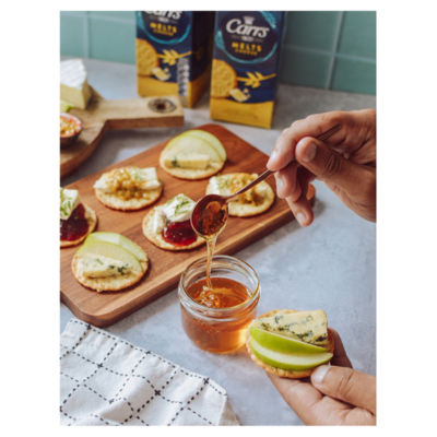 Melts Cheese Crackers 150g thumbnail 4