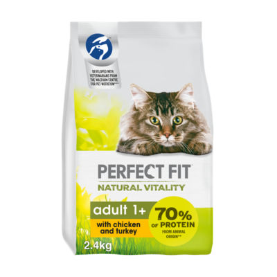 Complete Dry Cat Food Chicken & Turkey 2.4kg thumbnail 2