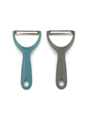 Plastic Peeler - Colour May Vary