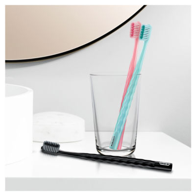 Pro Manual Toothbrush thumbnail 3