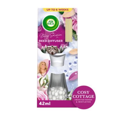Airwick Essential Oils Reed Diffuser Cosy Cottage