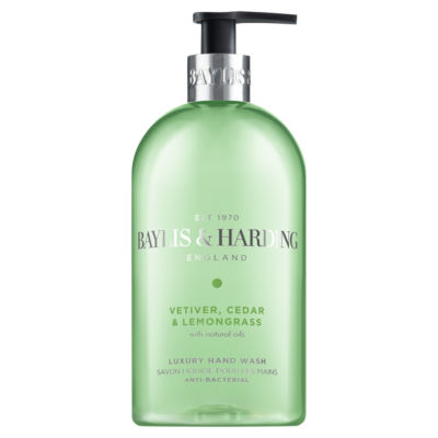Signature Vetiver, Cedar & Lemongrass Anti-Bacterial Hand Wash 500ml thumbnail 2