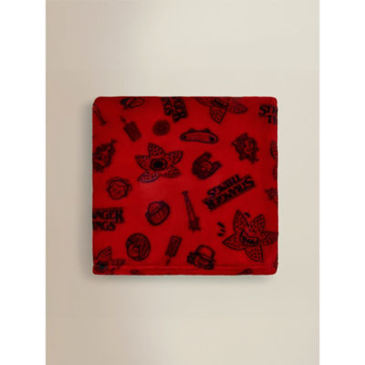 Stranger Things Red Fleece Blanket - 120cm x 150cm thumbnail 2