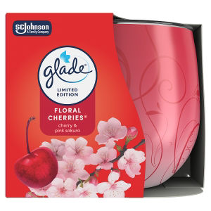 Glade Scented Candle Sleeved Frosted Floral Cherries 108g