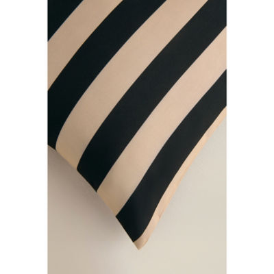 Striped Outdoor Cushions Set of 2 thumbnail 3
