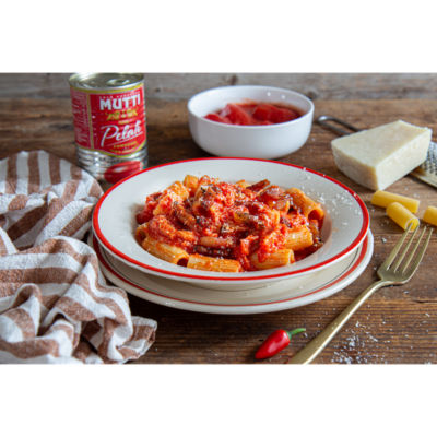 Peeled Whole Plum Tomatoes 4x400g thumbnail 4