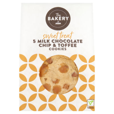 Milk Chocolate Chip & Toffee Cookies 5pk thumbnail 2