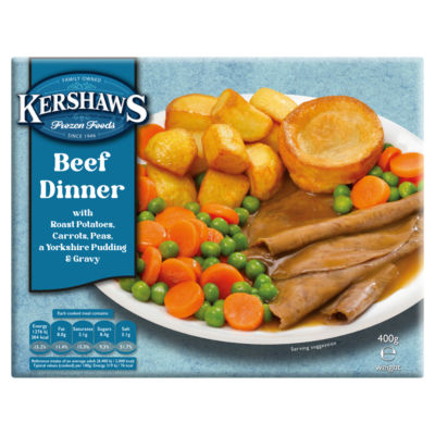 Beef Dinner with Roast Potatoes, Carrots, Peas, a Yorkshire Pudding & Gravy 400g thumbnail 2