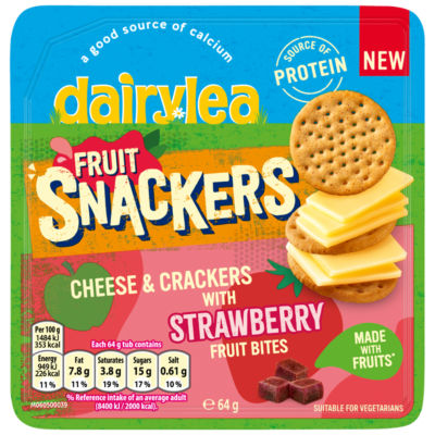 Snackers with Strawberry Fruit Bites 64g