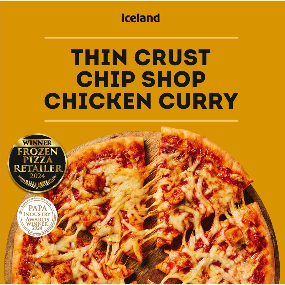 Iceland Thin Crust Chip Shop Chicken Curry 314g