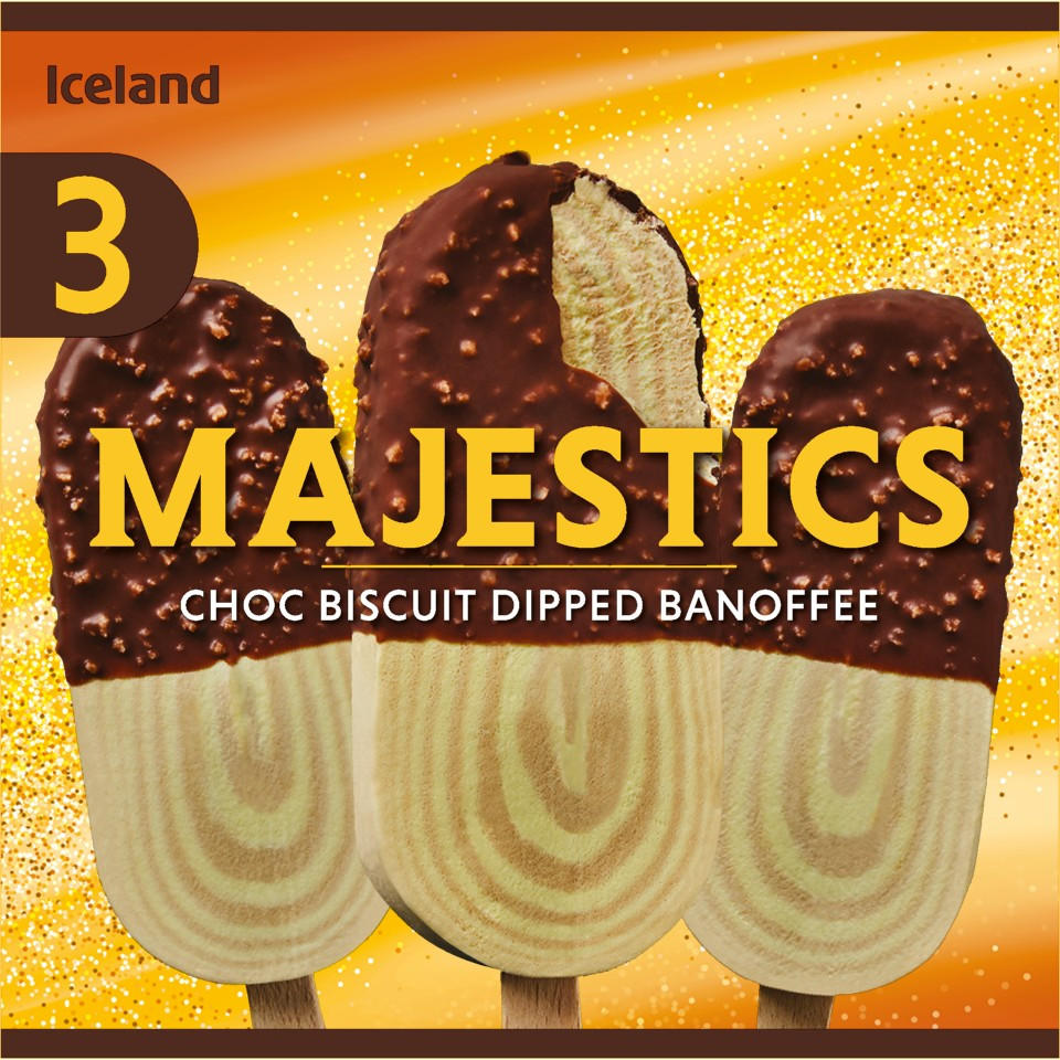 Iceland 3 Majestics Choc Biscuit Dipped Banoffee 174g