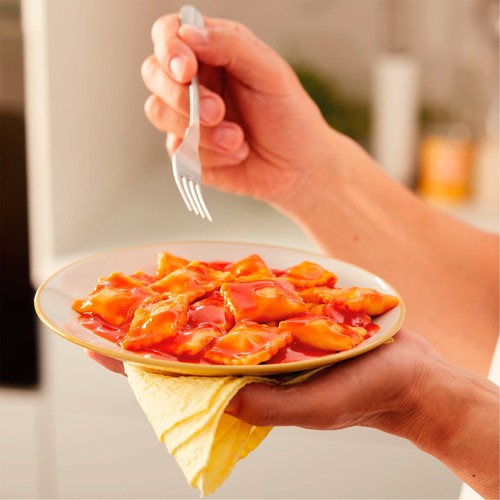 Heinz Beef Ravioli in Tomato Sauce thumbnail 2