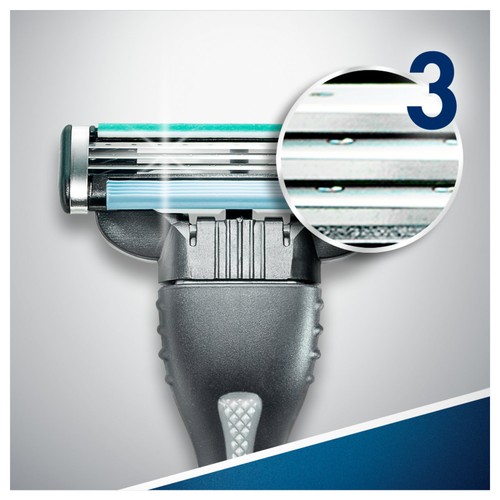 Gillette Mach3 Disposable Razors 3 Pack thumbnail 2