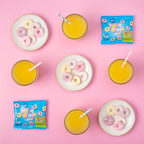 Fox's Biscuits Party Rings Minis 6 Snack Bags thumbnail 4