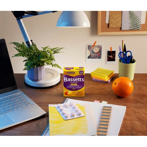 Bassetts Multivitamins + Omega-3 12 -18 Yrs Citrus Flavour 30 Chewies thumbnail 5