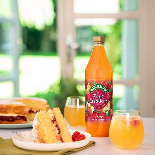 Robinsons Fruit Creations Peach & Raspberry Squash  thumbnail 2