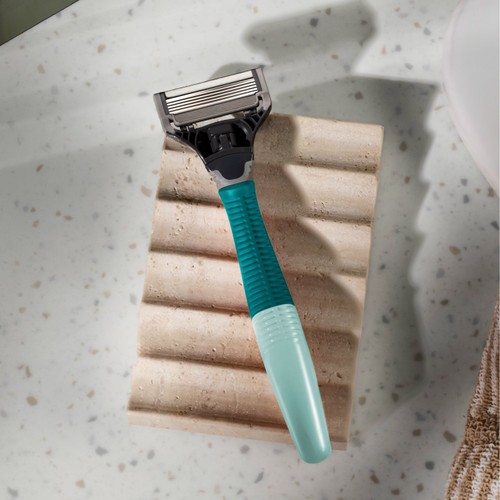 Harry's 5 Blade Cartridge And Handle Tropical Green 1 Pack thumbnail 5