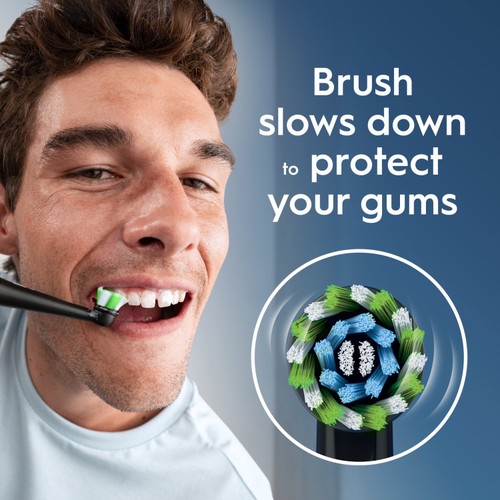 Oral-B Pro 1 680 Black Electric Rechargeable Toothbrush & Travel Case thumbnail 3