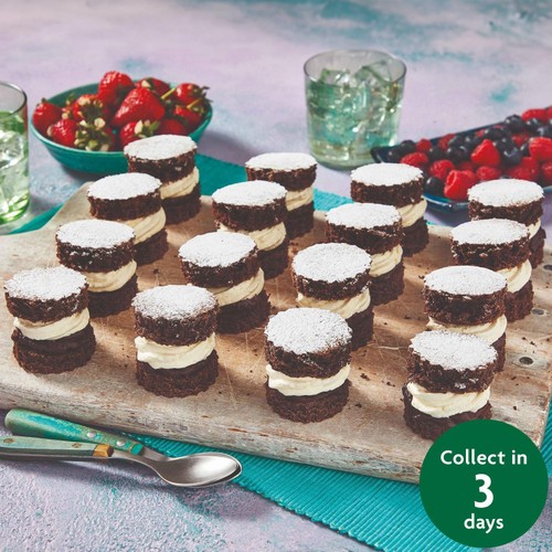 Chocolate Mini Sponge Sharing Platter (16 Pieces) FTO
