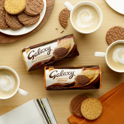 Galaxy Milk Chocolate Digestive Biscuits thumbnail 4