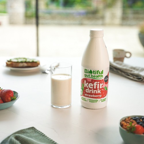 Biotiful Gut Health Kefir Drink Strawberry 1L thumbnail 5