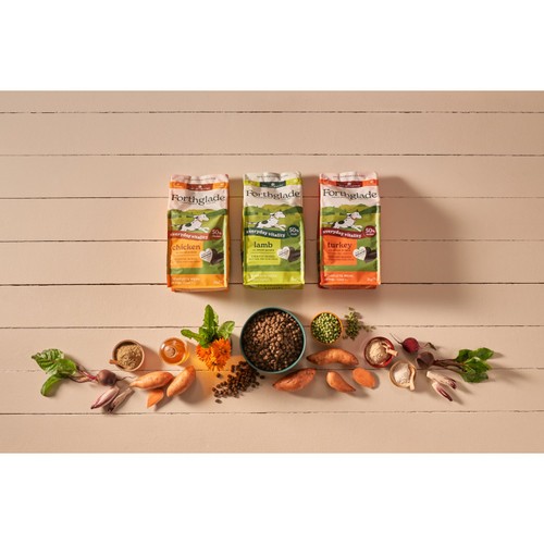 Forthglade Natural Dry Dog Lightly Baked Chicken With Sweet Potato thumbnail 2