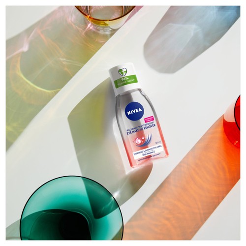 NIVEA Glow Shake-It Eye Make-Up Remover  thumbnail 2