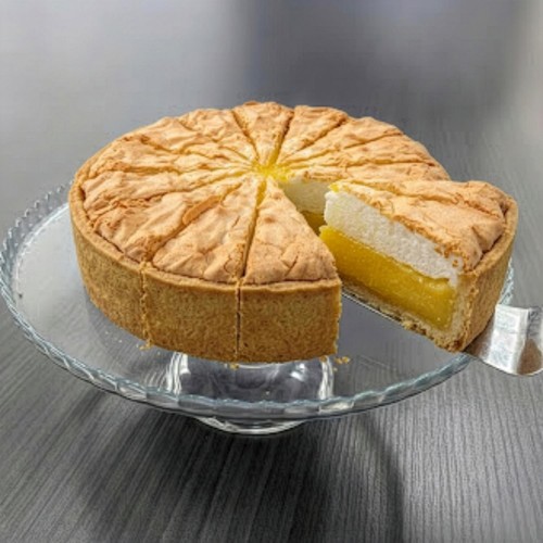 Whole Lemon Meringue Cake (14 Slices) FTO