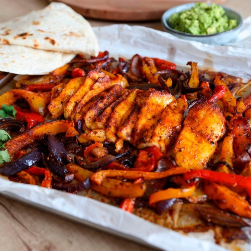 Capsicana Mexican Chipotle Fajita Seasoning Mild Spice Mix 28g thumbnail 2