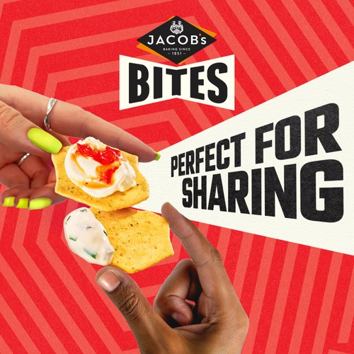 Jacob's Bites Sweet Chilli & Sour Cream Crackers  thumbnail 2