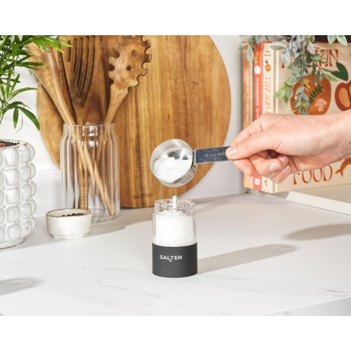 Salter Electronic Salt And Pepper Mill thumbnail 5