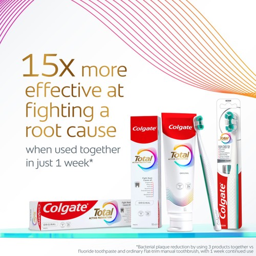 Colgate Total Foaming Clean Medium Manual Toothbrush thumbnail 5
