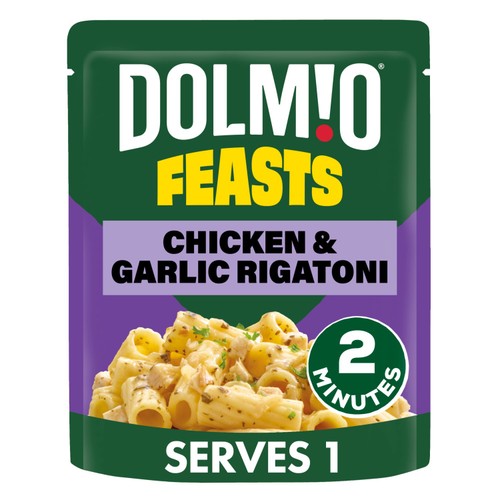 DOLMIO Feasts Chicken & Garlic Rigatoni 250g
