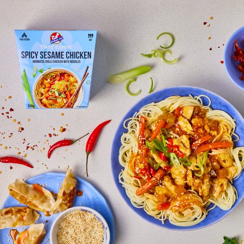 Kitchen Joy Spicy Sesame Chicken Aromatic Chilli With Noodles 320g thumbnail 4