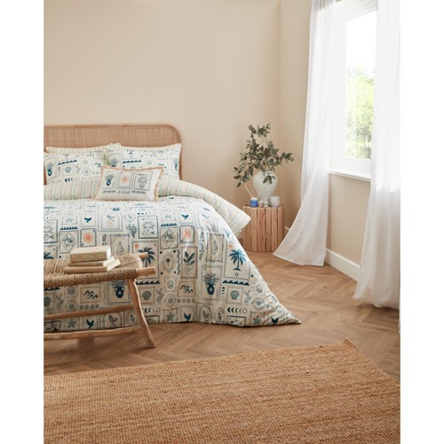 Nutmeg Home Picture Postcard Print Easy Care Duvet Set Double thumbnail 2