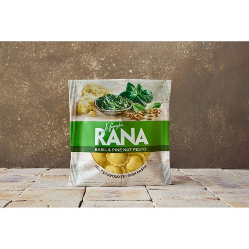 La Famiglia Rana Basil & Pine Nut Pesto Ravioli 250g thumbnail 3