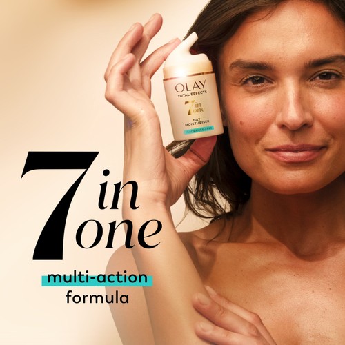 Olay Total Effects Anti-Ageing 7-in-1 Fragrance Free Moisturiser thumbnail 5