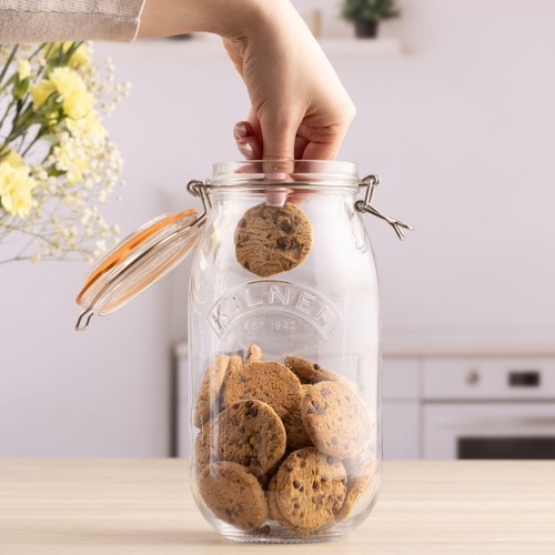 Kilner Clip Top Round Jar 2L thumbnail 5
