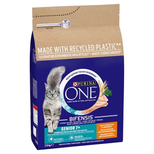 Purina One Senior 7+ Chicken Dry Cat Food thumbnail 2